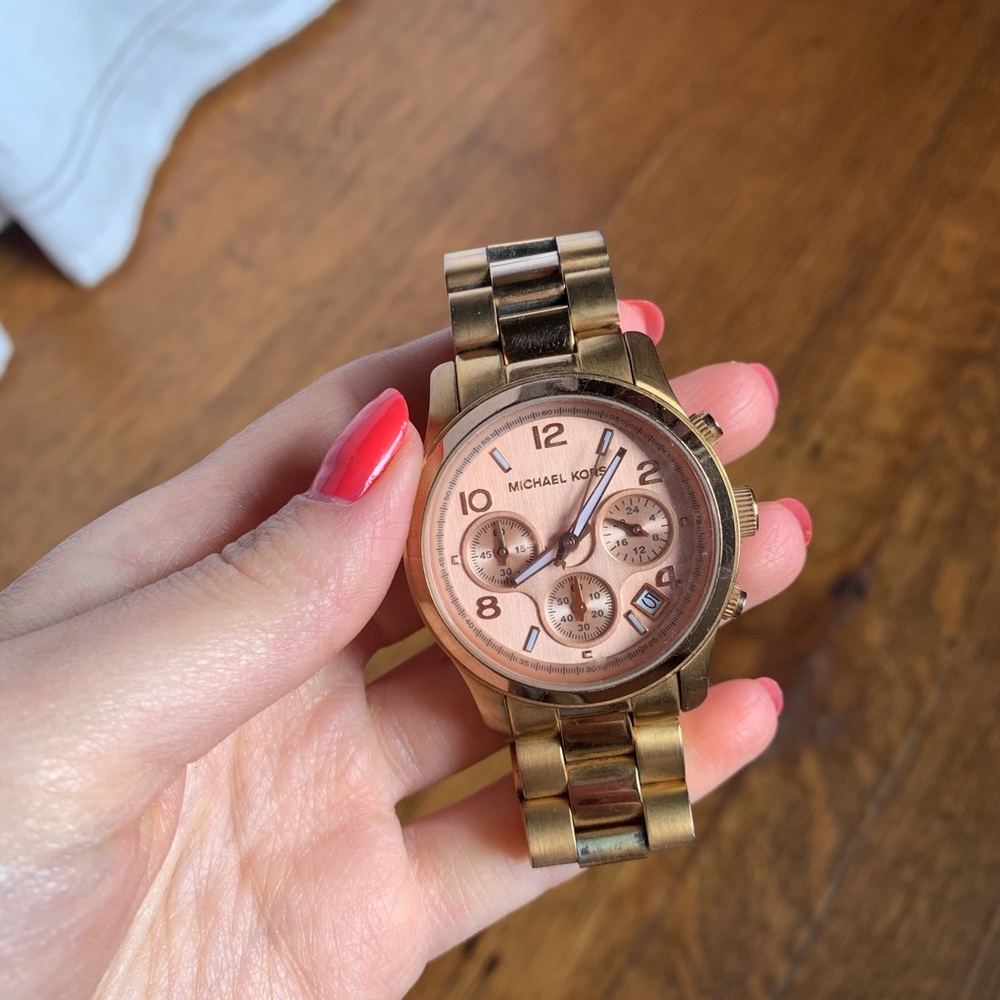 Michael kors rose gold watch